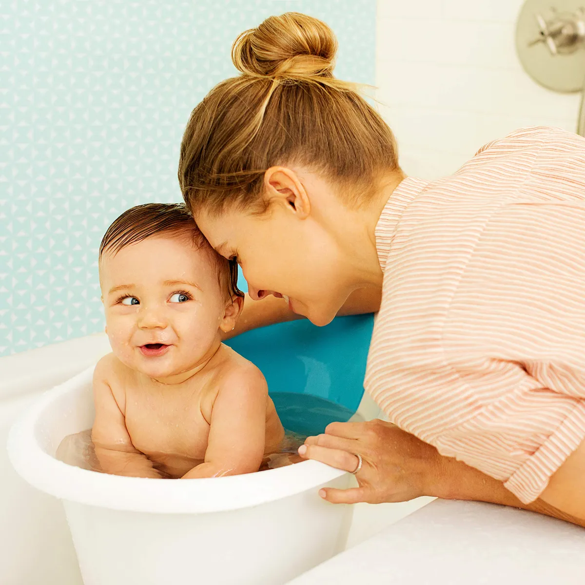 BANERA PARA BEBE SIT AND SOAK MUNCHKIN 17264 - Imagen 6